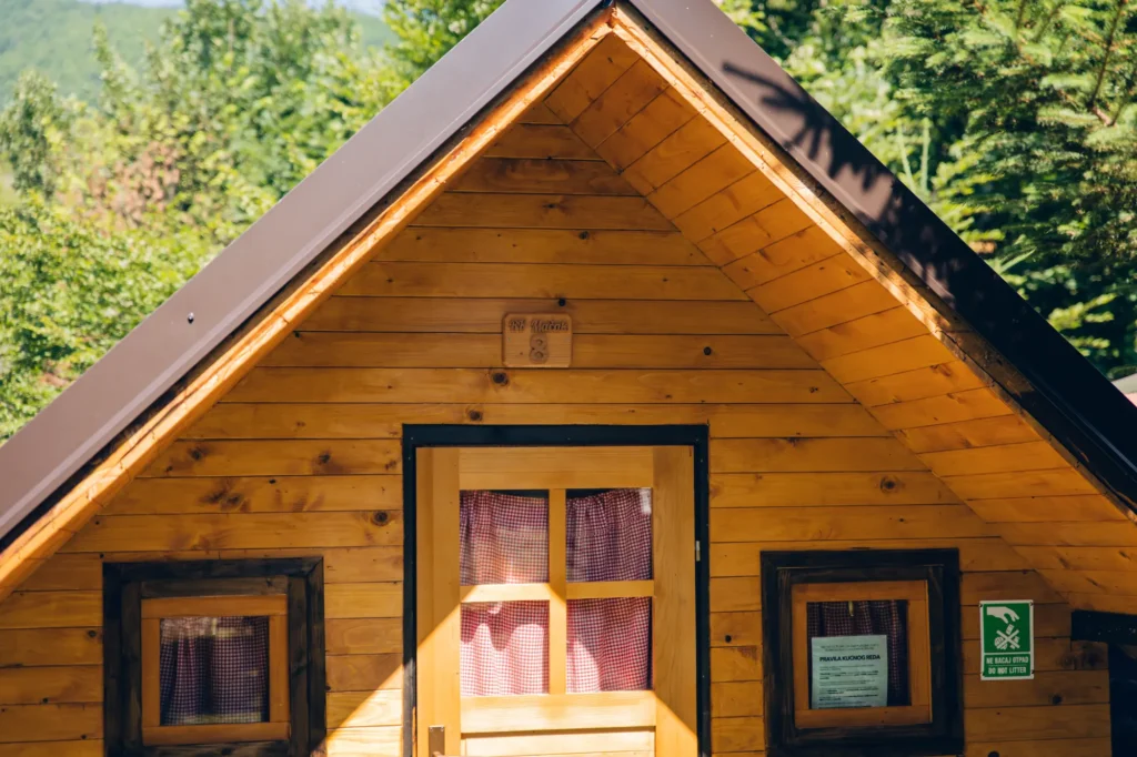 cosy looking bungalow